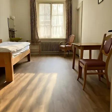 Huize Beukenstein B&B 로헴